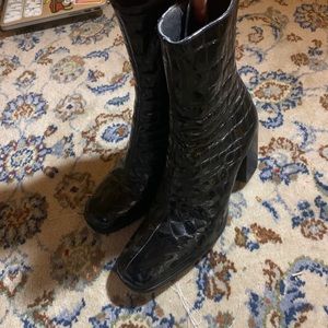 Charles David leather boots (made in Spain)